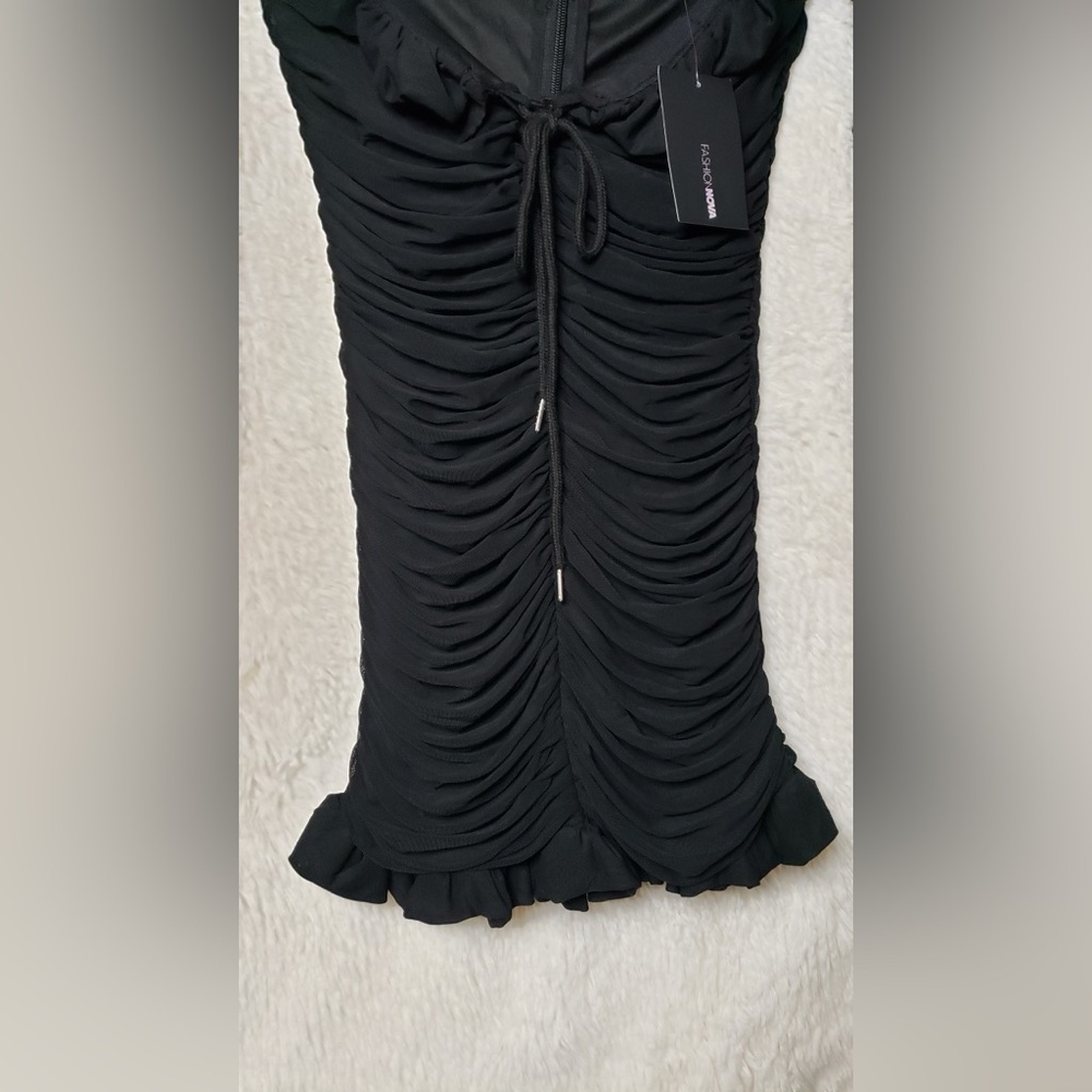 Fashion Nova You’re A Lucky One Black Off-Shoulder Mini Dress Size Medium NWT - Picture 9 of 13
